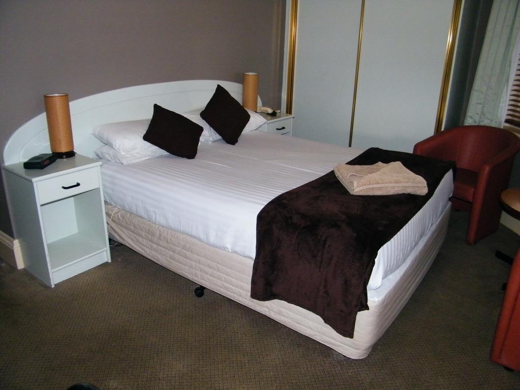 Grand Tasman Hotel Port Lincoln Buitenkant foto
