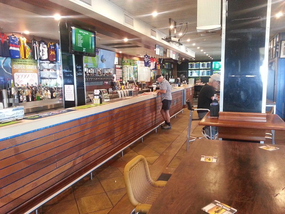 Grand Tasman Hotel Port Lincoln Buitenkant foto